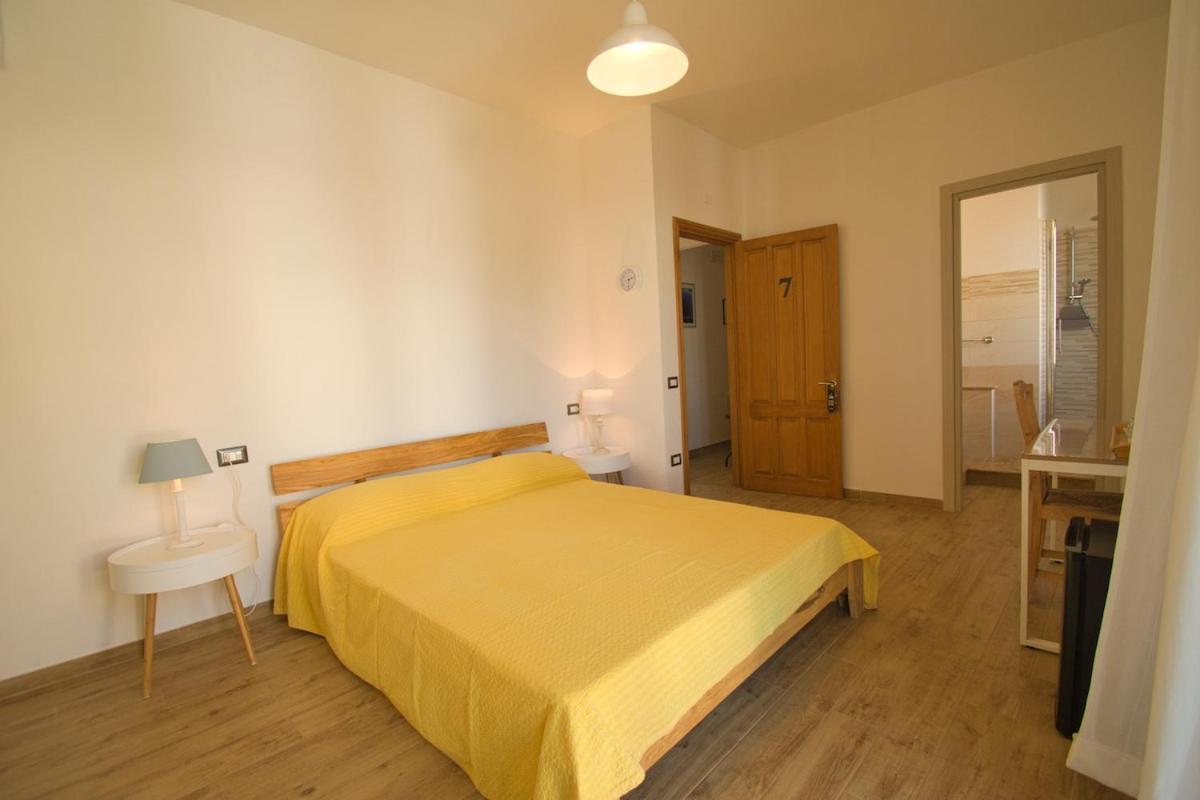 Dommu Livia Hotel Lotzorai Exterior photo